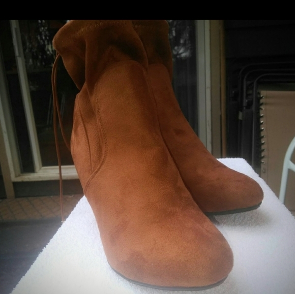 Chinese Laundry Unnie Ankle Boots Size 8 Tobacco - Picture 2 of 7